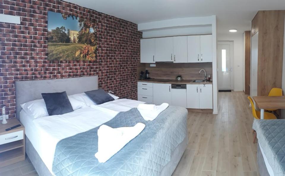Apartmanovy Dum Na Kolonade Lednice Ngoại thất bức ảnh