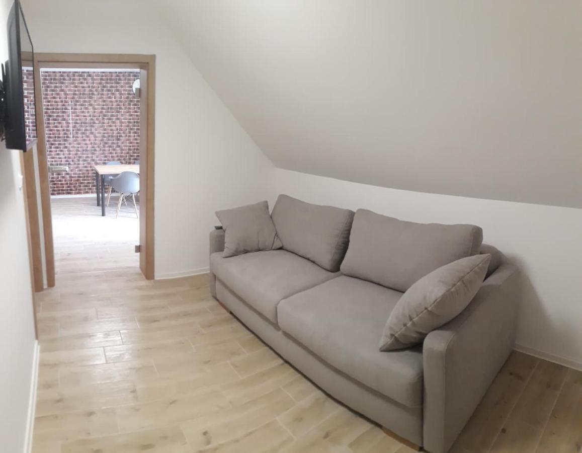 Apartmanovy Dum Na Kolonade Lednice Ngoại thất bức ảnh
