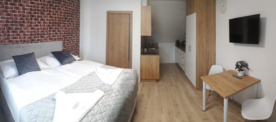 Apartmanovy Dum Na Kolonade Lednice Ngoại thất bức ảnh