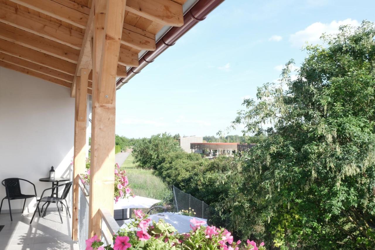 Apartmanovy Dum Na Kolonade Lednice Ngoại thất bức ảnh